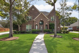 703 Post Oak Ct, Friendswood, TX 77546