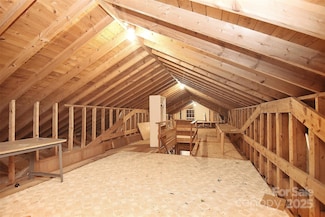 936 23rd Ave NE, Hickory, NC 28601