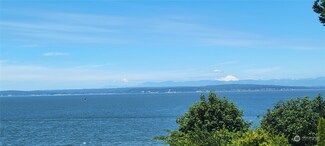 1104 2nd St, Mukilteo, WA 98275