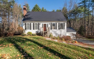 5 Autumn Dr, Concord, NH 03301