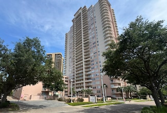 3505 Sage Rd Unit 602, Houston, TX 77056