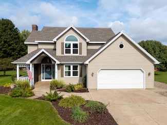 48995 Hickory Ln, Mattawan, MI 49071