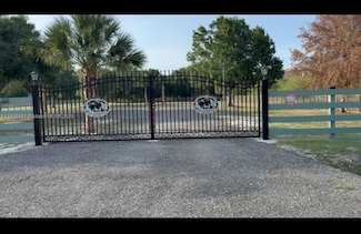 327 Horse Club Ave, Clewiston, FL 33440