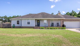 14805 Nassau Dr, Biloxi, MS 39532