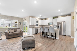 11175 Balsam Pointe Trail, Dayton, MN 55327