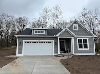 4206 Pebble Creek Dr, Midland, MI 48642