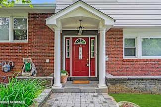 90 Ryders Ln, East Brunswick, NJ 08816