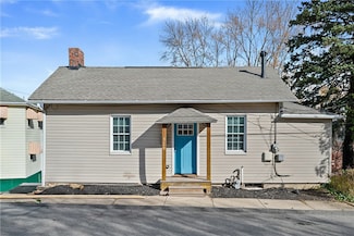 320 Newkirk St, Carnegie, PA 15106