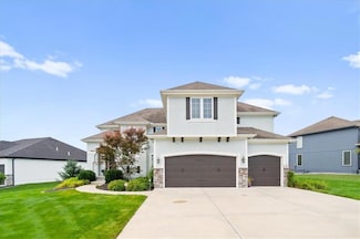 933 Bridgeshire Dr, Raymore, MO 64083