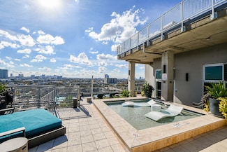 2000 Bagby St Unit 5441, Houston, TX 77002