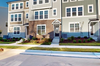 5017 Jowett's Walk Dr Unit 34, Cary, NC 27519