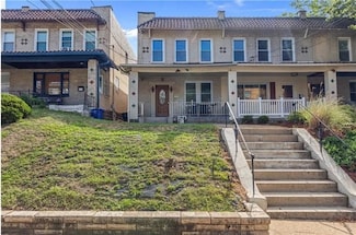 2221 Wightman St, Pittsburgh, PA 15217