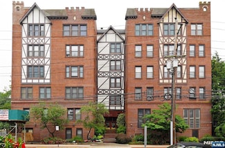109 Grand Ave Unit 5F, Englewood, NJ 07631