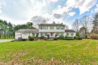 61 Whittier Rd, Milton, MA 02186