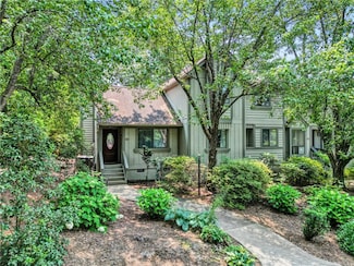 606 Safe Harbor Cir, Salem, SC 29676