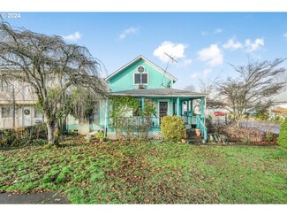 197 NE Main St, Estacada, OR 97023