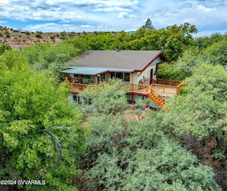10935 E Austin Cir, Cornville, AZ 86325