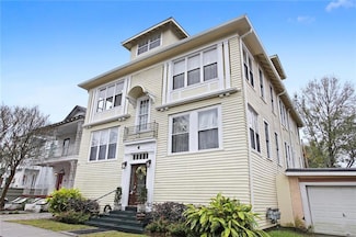 4 Fontainebleau Dr Unit E, New Orleans, LA 70125