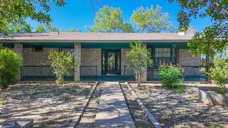 220 Elizondo Rd, Eagle Pass, TX 78852