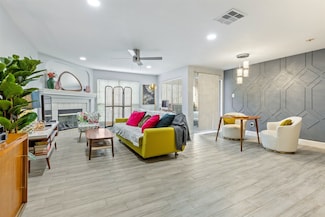 8051 Bay Branch Dr Unit 324, the Woodlands, TX 77382