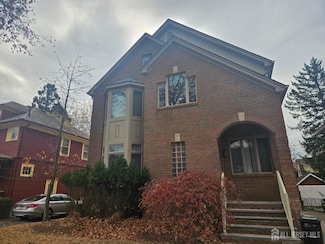 48 N 6th Ave, Highland Park, NJ 08904
