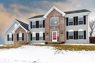313 Bellaire Dr, Winnebago, IL 61088