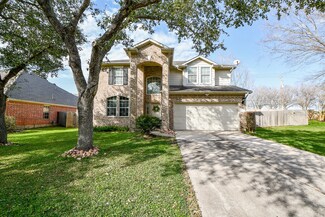 6401 Acorn Ct, Pearland, TX 77584