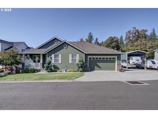 15223 SE Mistwood Way, Clackamas, OR 97015