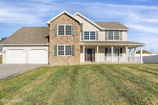 35 Karr Dr, Lewisburg, PA 17837