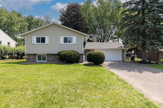 200 Sterling St N, Saint Paul, MN 55119