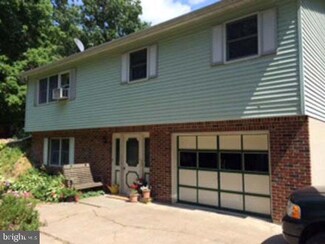 730 Bunker Hill Rd, Honey Grove, PA 17035