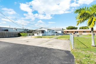 115 NE 2nd St, Hallandale Beach, FL 33009