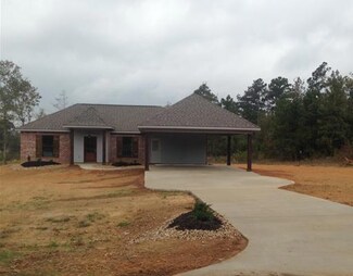400 Robertson Loop, Pollock, LA 71467