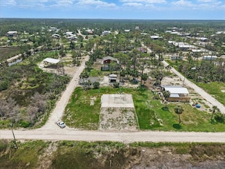 21320 S Sandpiper Rd, Perry, FL 32348