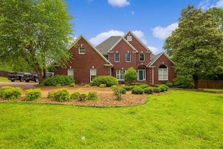 294 Beasley Dr, Lexington, TN 38351