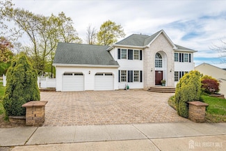 1 Battista Ct, Sayreville, NJ 08872