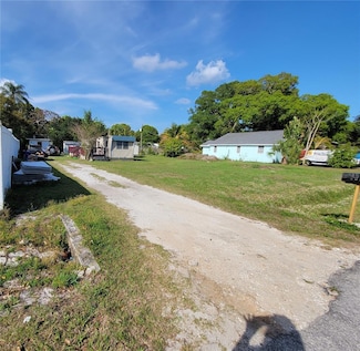 4019 Annie St, Sarasota, FL 34233