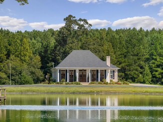565 County Road 8, Laurel, MS 39443