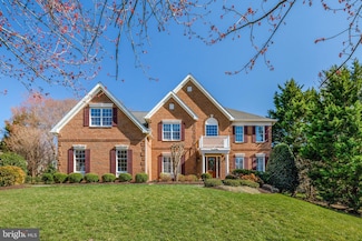12706 Autumn Crest Dr, Herndon, VA 20171