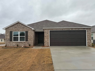 7 Candlelight Dr, Conway, AR 72032