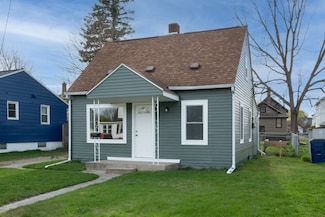 607 N Dewitt St, Bay City, MI 48706