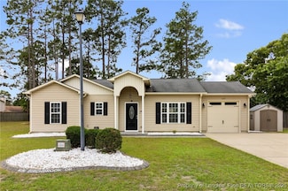 6191 Birchbrook Dr, Hope Mills, NC 28348
