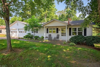 209 Brewer Cir, East Bend, NC 27018