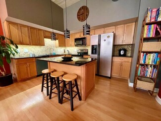 110 N 3rd St Unit 305, Columbus, OH 43215