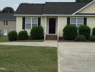 78 Ariel St, Lillington, NC 27546