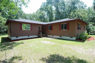 116 S Sipprell Rd, Florahome, FL 32140