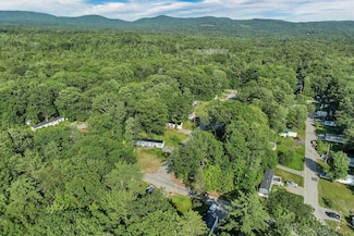 5 Deer Ln, Belmont, NH 03220