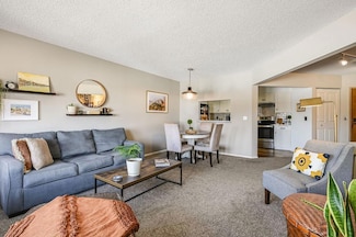 2425 E Franklin Ave Unit 409, Minneapolis, MN 55406
