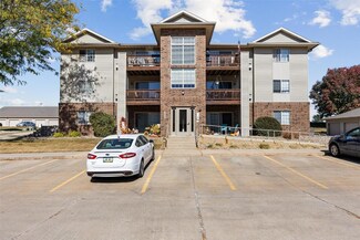 3050 Wilson Ave SW Unit 3, Cedar Rapids, IA 52404