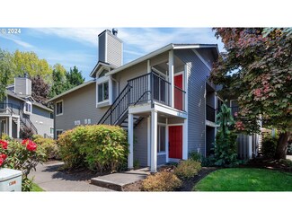 86 Kingsgate Rd Unit i-201, Lake Oswego, OR 97035